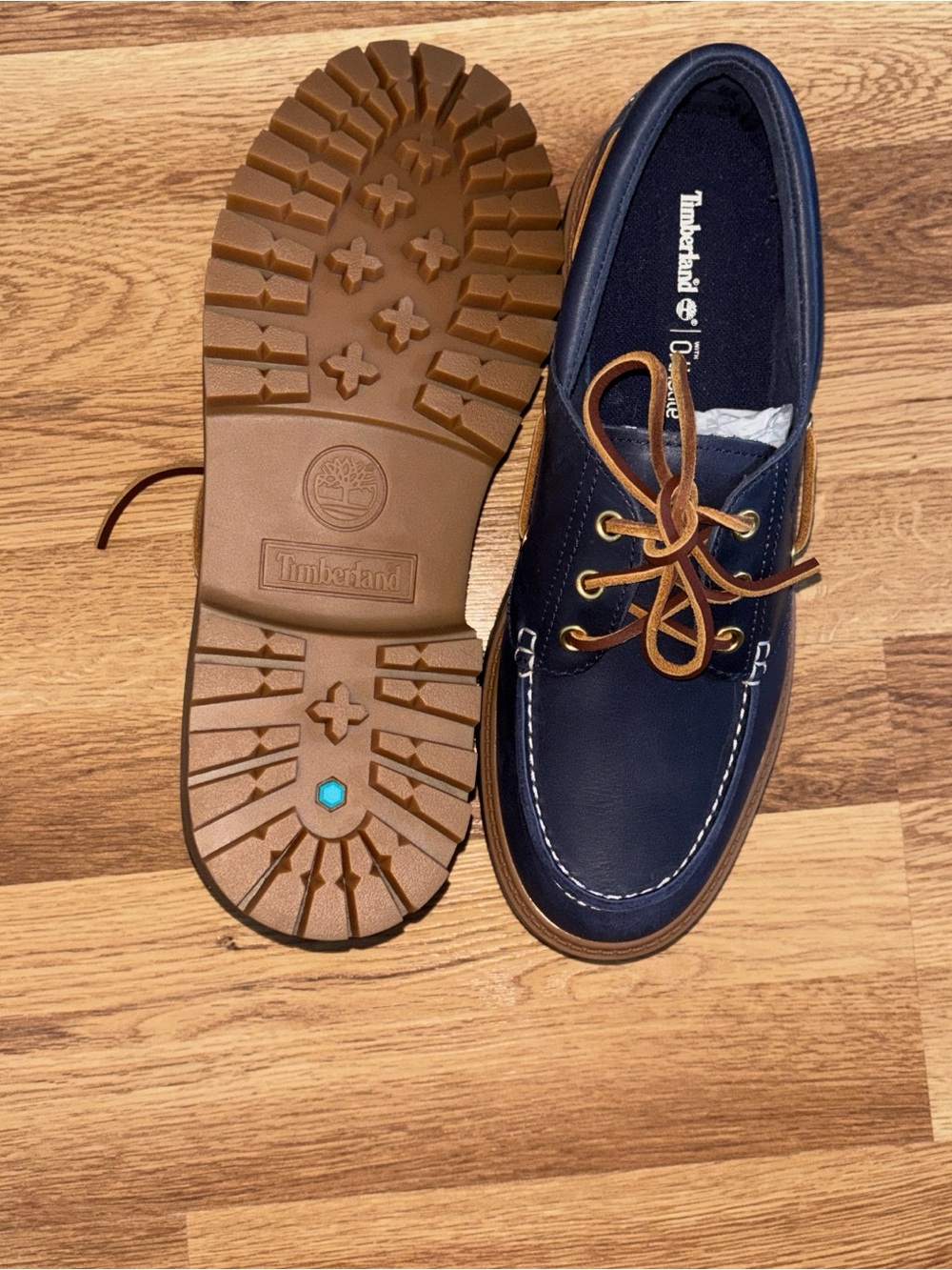 Timberland Navy and Tan Platform Lug Boat Shoes - Picture 2 of 2